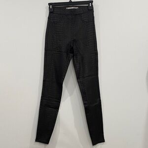 Tractr alligator print black skinny pants